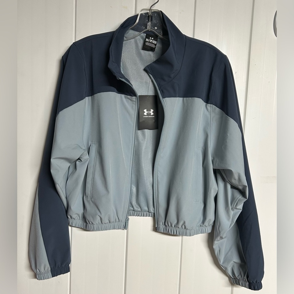 NWT Under Armour Women’s Rival Woven Crop Jacket - Picture 2 of 5